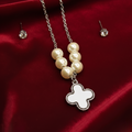 Four-Leaf Pearl Clover Set  (Golden-White)